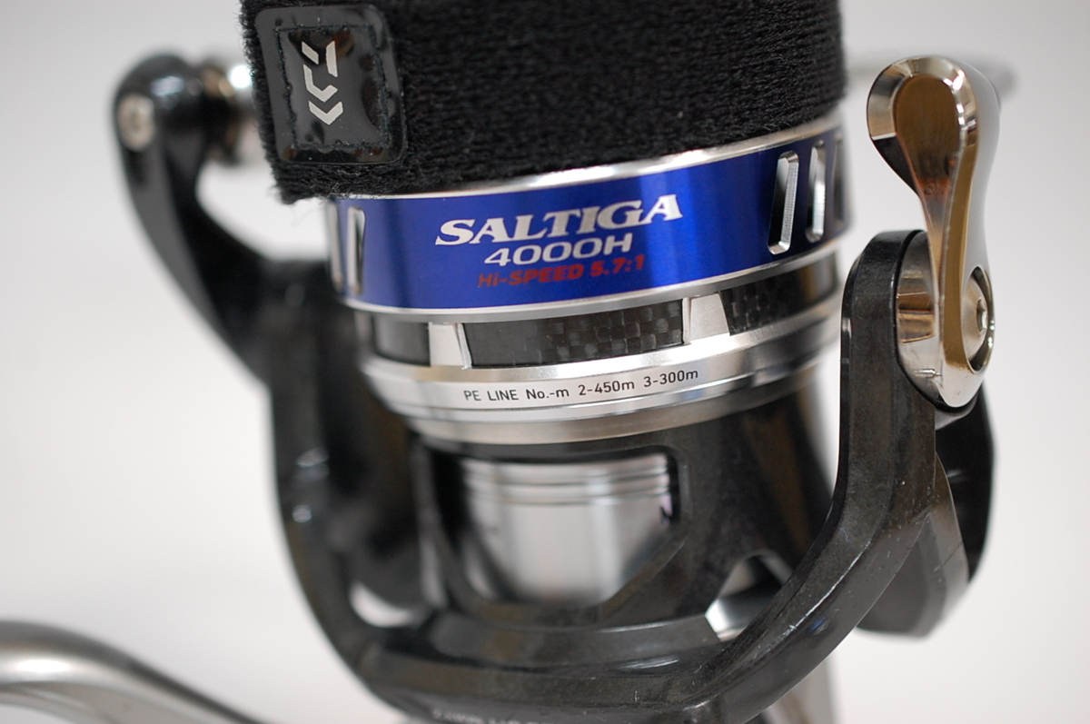 中古品 ダイワ SALTIGA 4000H リール ソルティガ 【公式通販】