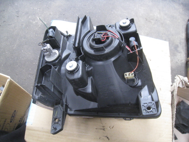 ワゴンＲ　MC21s MC11S MC22s 後期 ヘッドライト 左右　 KOITO 100-32679