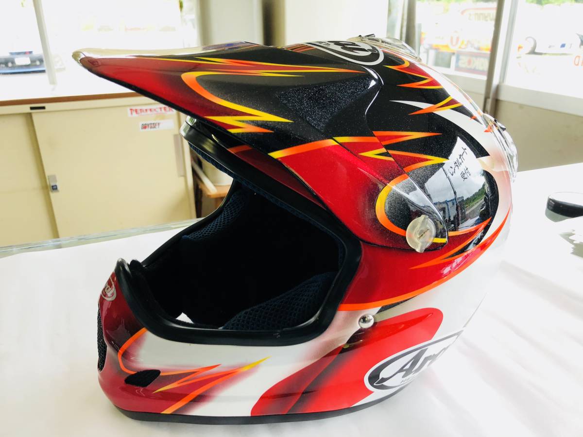 【新作入荷，豊富な】 超 レア アライ Vクロス２ NARITA サイン入り(Sサイズ)｜売買されたオークション情報、yahooの商品情報をアーカイブ公開 - オークファン フルフェイス（オフロード用）