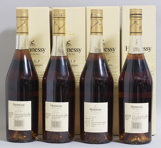 ヘネシー Hennessy 未開栓 VSOP コニャック ブランデー 700ml V.S.O.P