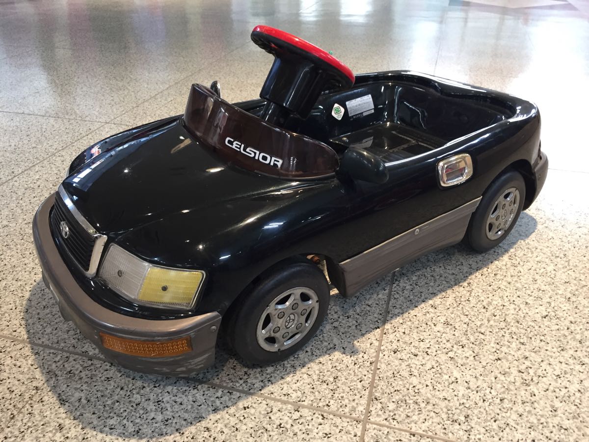メイドインジャパン ミズタニ製ペダルカー トヨタセルシオ乗用玩具 の