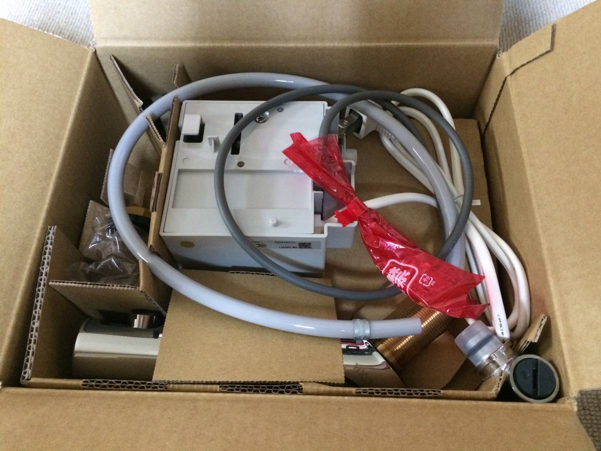 LIXIL製自動単水栓 AM-200CV1_1