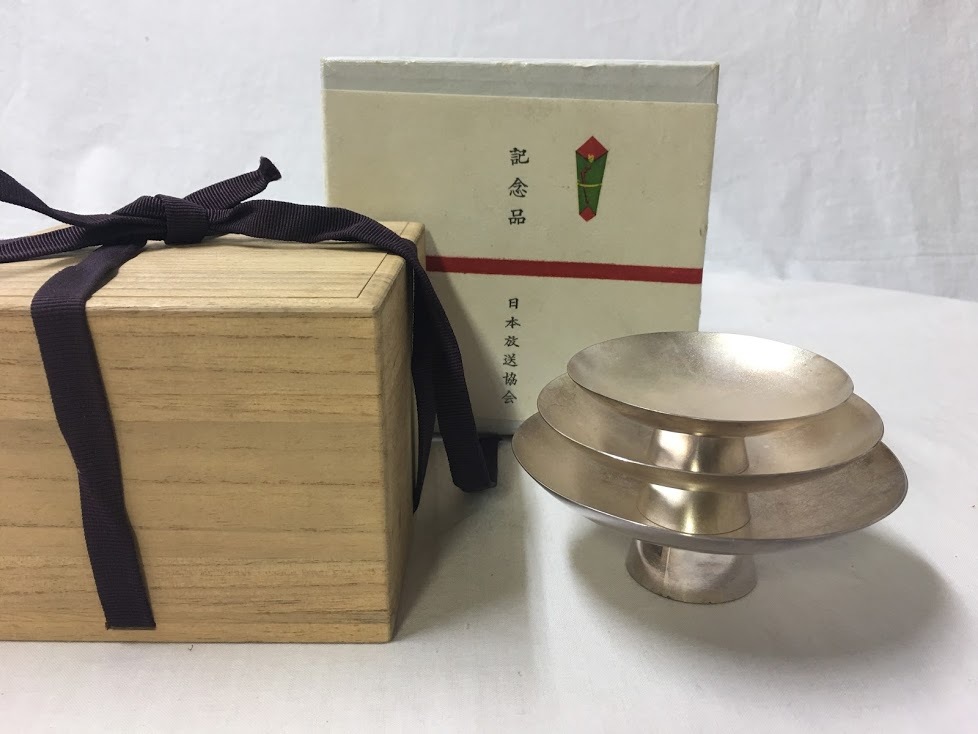 純銀 NHK 銀杯 216g 純銀製 銀杯 大中小セット 合計約 217g 銀製 盃 NHK記念品 純銀弾力