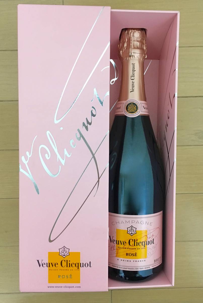 ヴーヴ・クリコ ロゼ ローズラベル 箱付き 750ml 12.5度 シャンパン