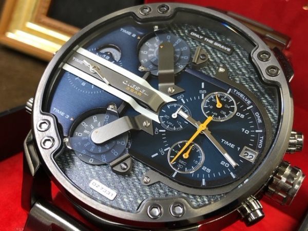 ディーゼル DIESEL クロノグラフ腕時計 メンズ NEWモデル MR Daddy 