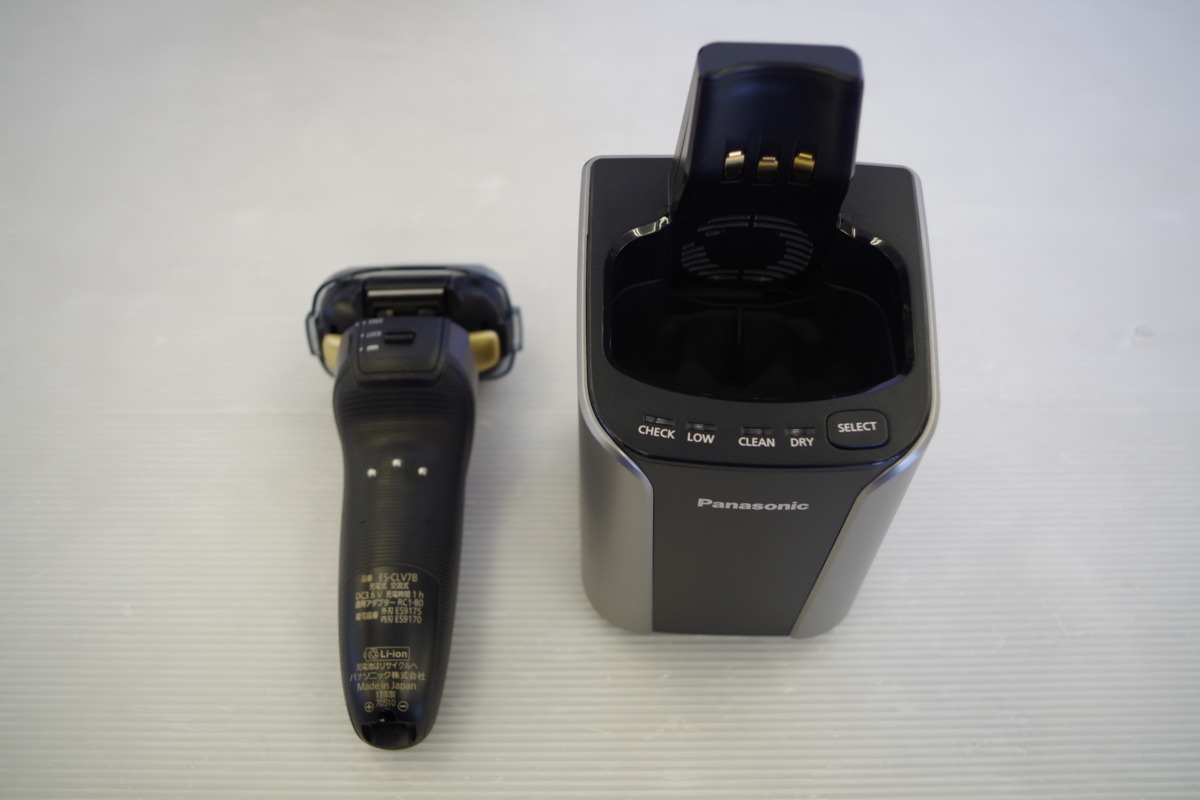 ★美品 パナソニック 電気シェーバー（茶）Panasonic　ラムダッシュ　5枚刃 ES-CLV7B-T★N7 2-4.5b