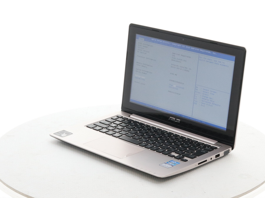 良品 ☆ Panasonic Let'snote CF-F9 最新Win10 高性能i5 M560 大容量