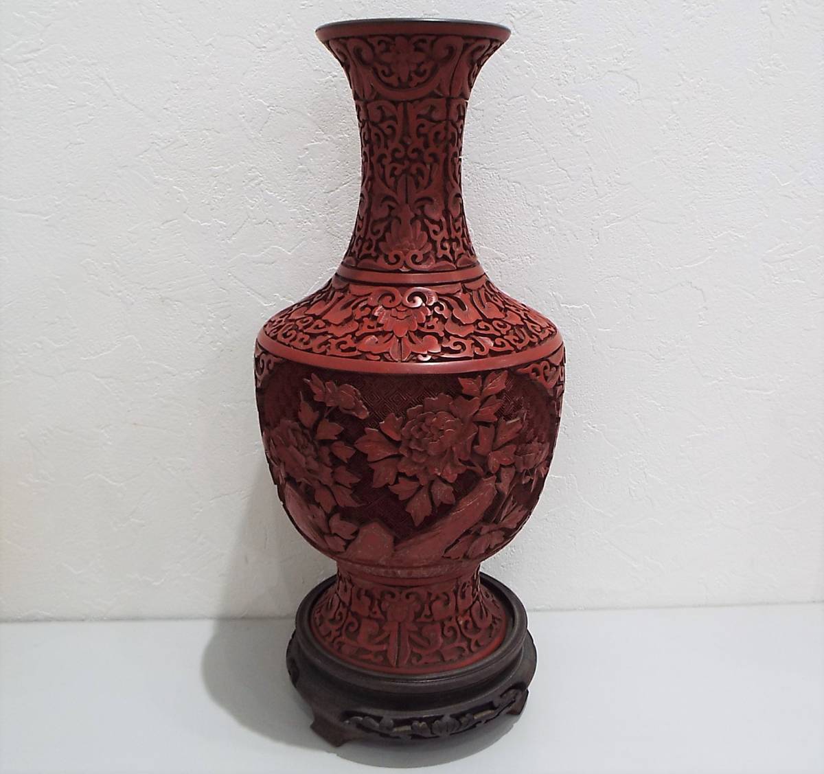 中国古美術 古玩 花瓶 黒堆朱 木製円台付 堆朱 中国 花瓶 堆朱? 台座付 ☆6614 花瓶 【公式通販】