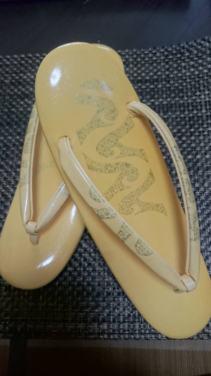 限定SALE，お買い得 京都 伊と忠 革(M寸)｜売買されたオークション情報、yahooの商品情報をアーカイブ公開 - オークファン M寸