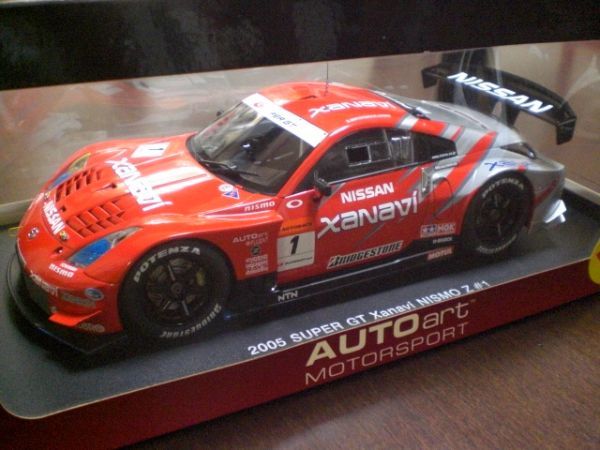 1/18 オートアート JGTC 2005 SUPER GT XANAVI NISMO Z ＃1 ザナヴィ