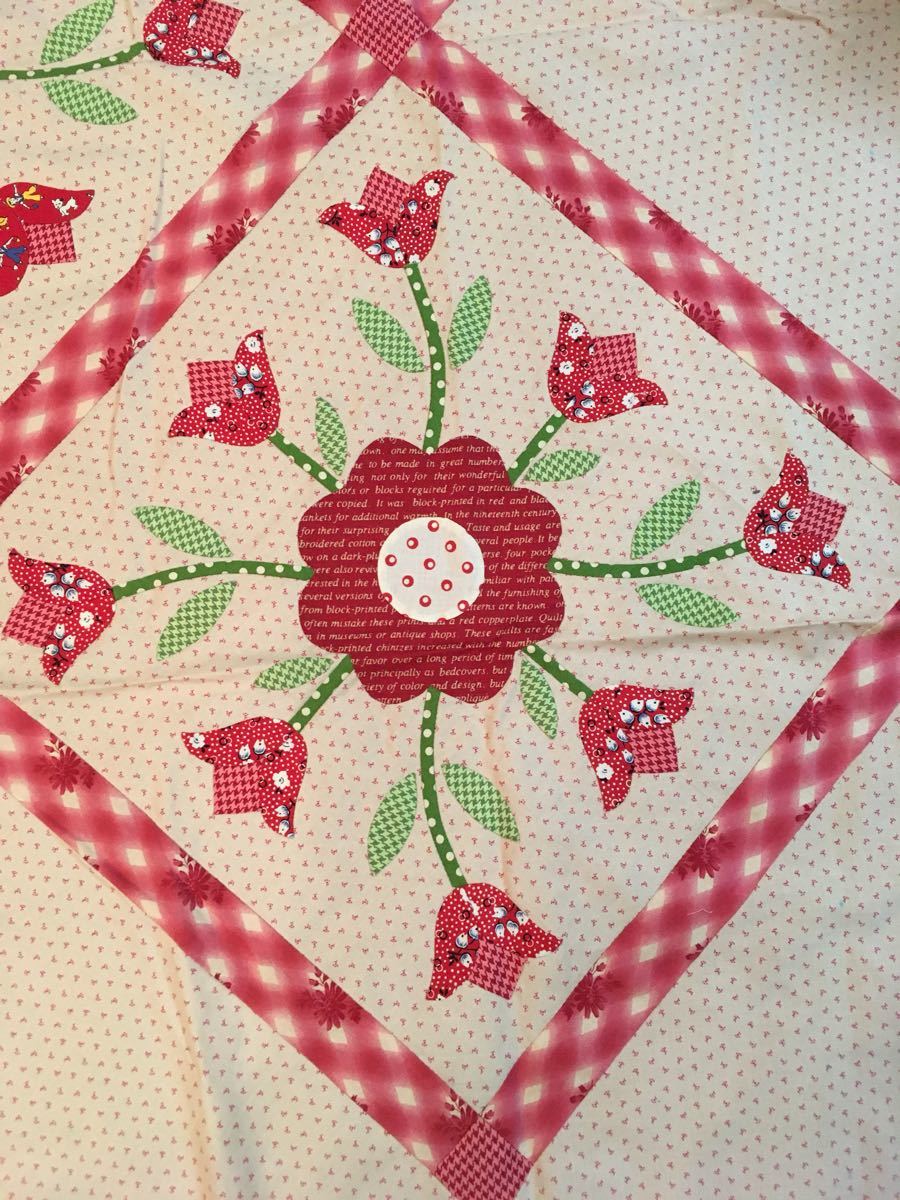 ☆パッチワークキルトトップ☆未完成☆花柄アップリケ_2