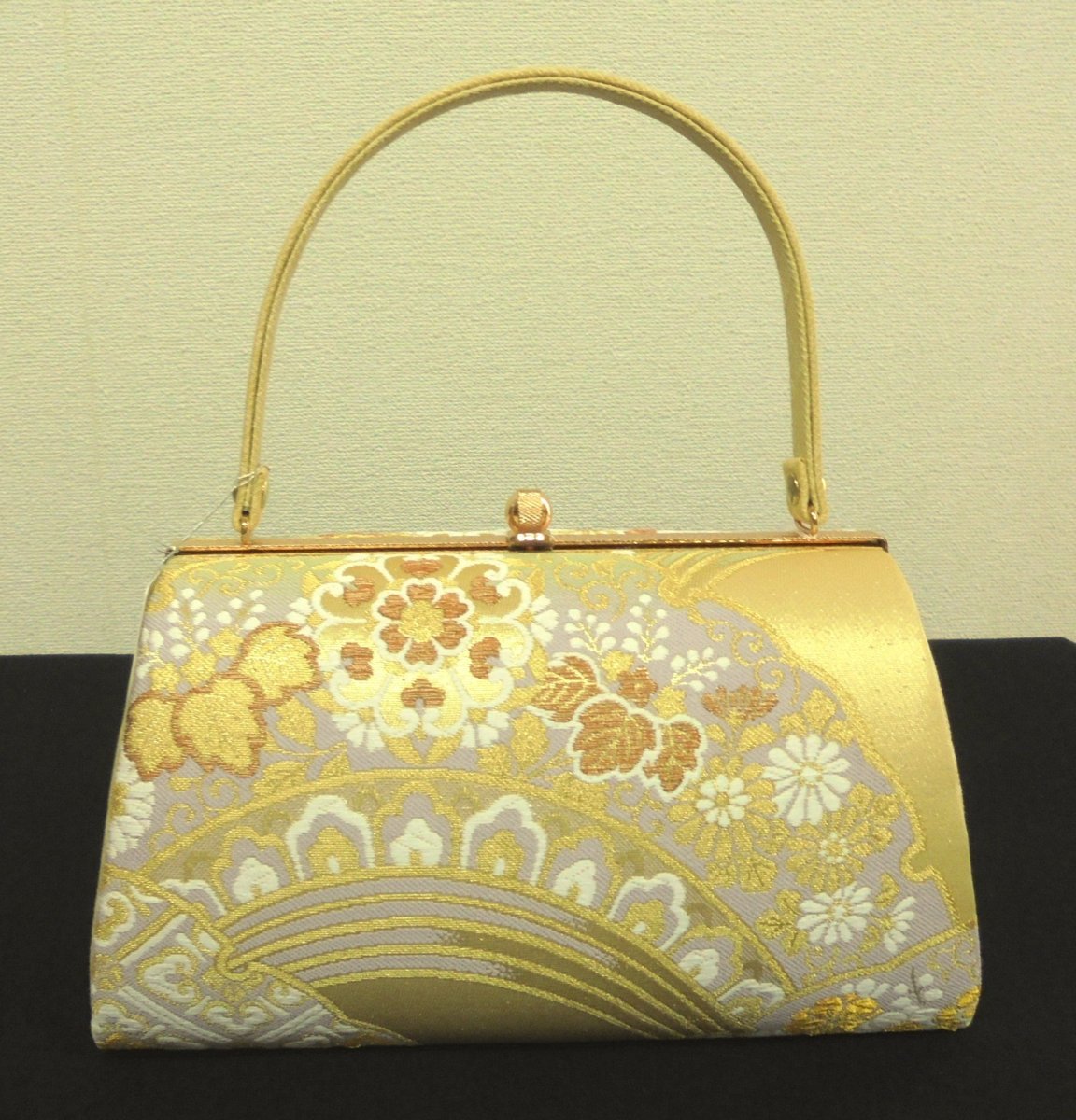 4498　礼装用 草履とバッグのセット フリーサイズ「金・雪輪」【わけあり】-