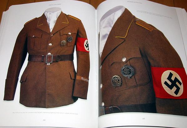 Uniforms of the Nsdap　ナチスのユニフォーム Uniforms the Nsdap of ナチスのユニフォーム .: 洋書 | ナチスの