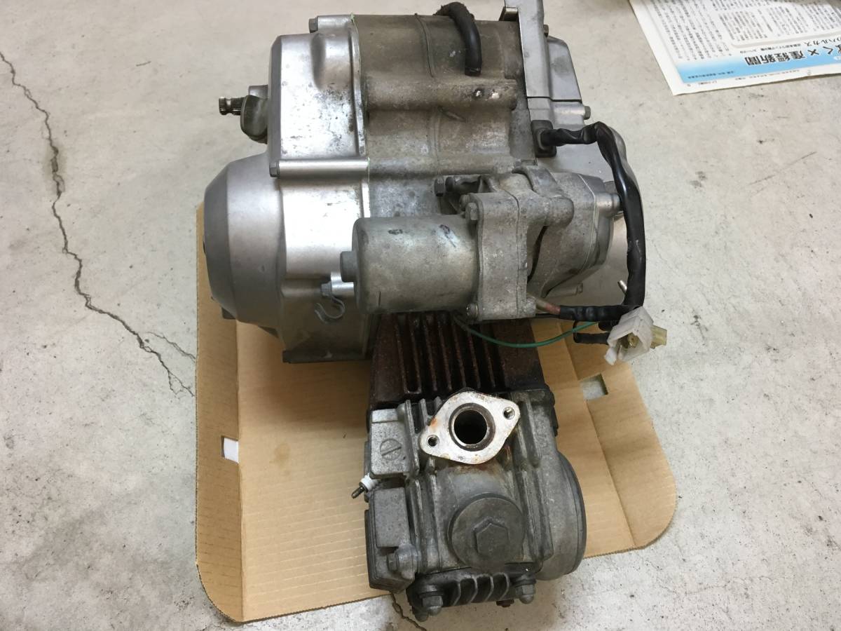 HONDA C50E エンジン本体 カブ系4速セル付きジャンク