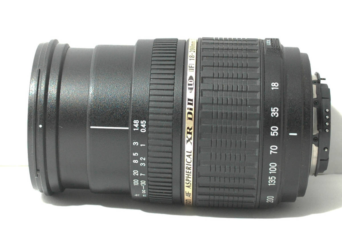 □新品同様□タムロン TAMRON 18-200mm F3.5-6.3 Di II VC B018E CANON