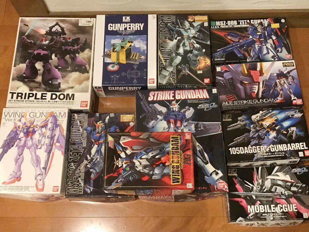 174004-5set ガンプラ入りラウンドBOX2種セット お菓子 約7