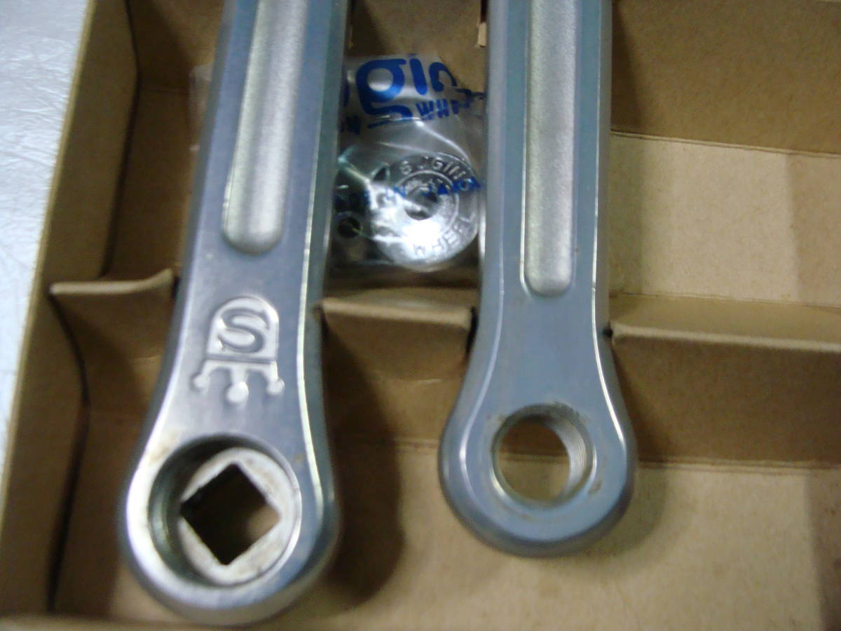 箱入り　スギノ　マイティー　クランクセット_3