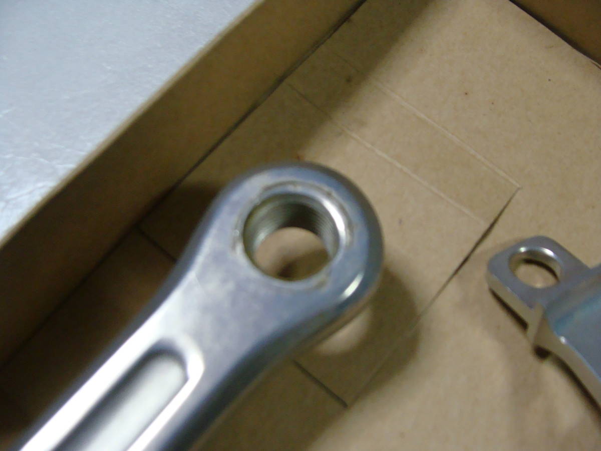 箱入り　スギノ　マイティー　クランクセット_7