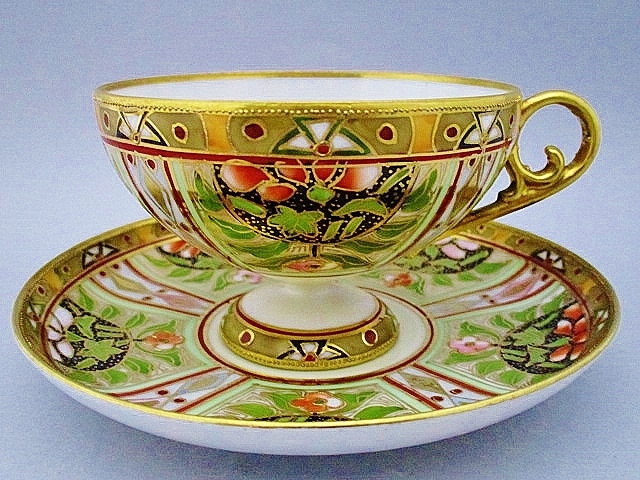 ☆完品☆オールドノリタケ 金彩金点盛上装飾花文カップ＆ソーサー