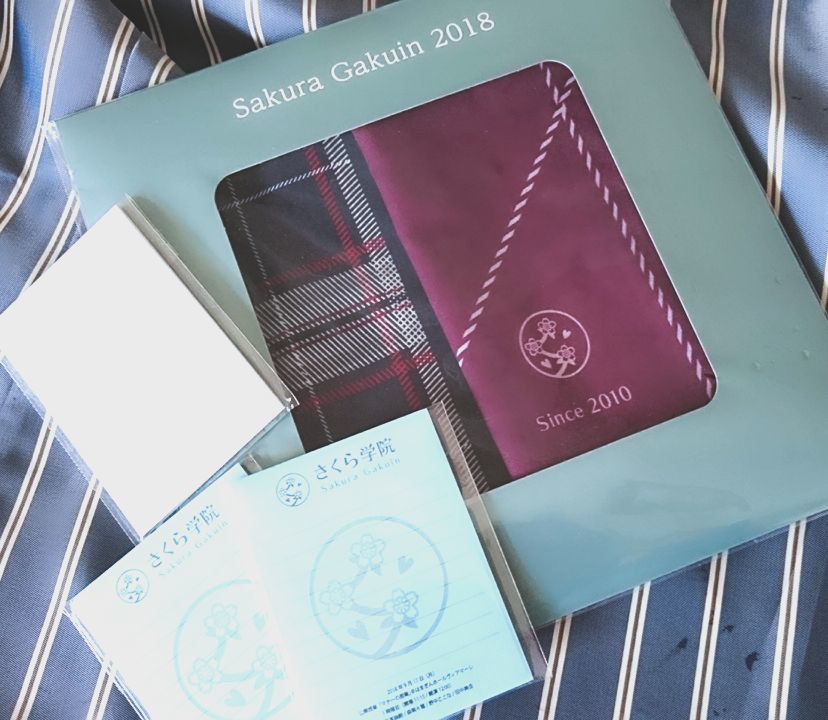 ノベルティ完売品！ 【さくら学院 2018年度夏グッズ ハンカチギフトセット・おまけ付！ ポストイット メモ帳×３】