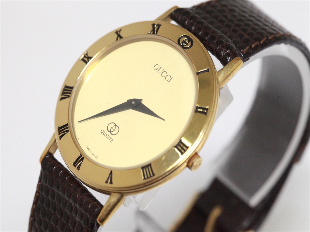 GUCCI 3300 M ゴールド ヴィンテージ スイス製 腕時計 クォーツ - Etsy