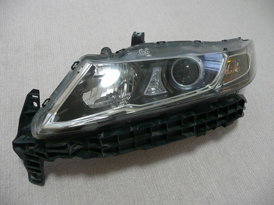☆ホンダ　オデッセイ　RB3　左HIDヘッドランプ　中古品☆_1