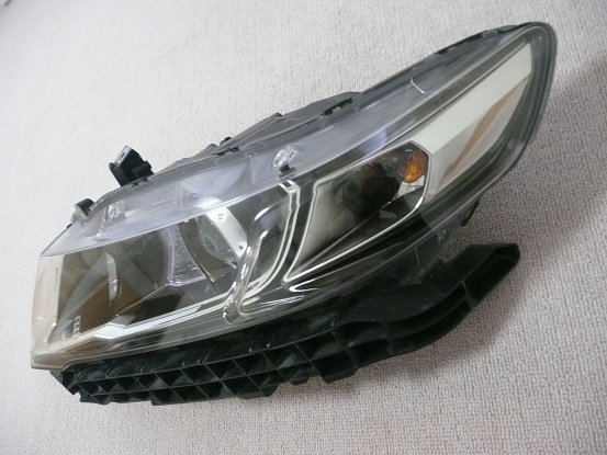 ☆ホンダ　オデッセイ　RB3　左HIDヘッドランプ　中古品☆_3