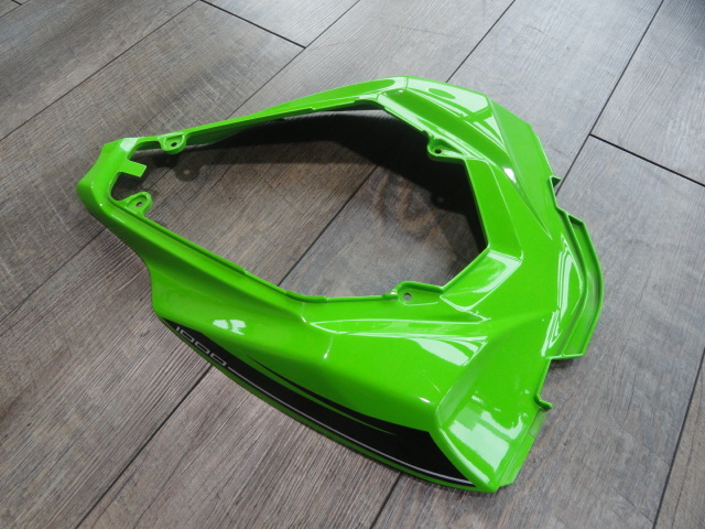 Ninja ZX-10R ABS 2016~ テールカバー グリーン Front 【公式通販】
