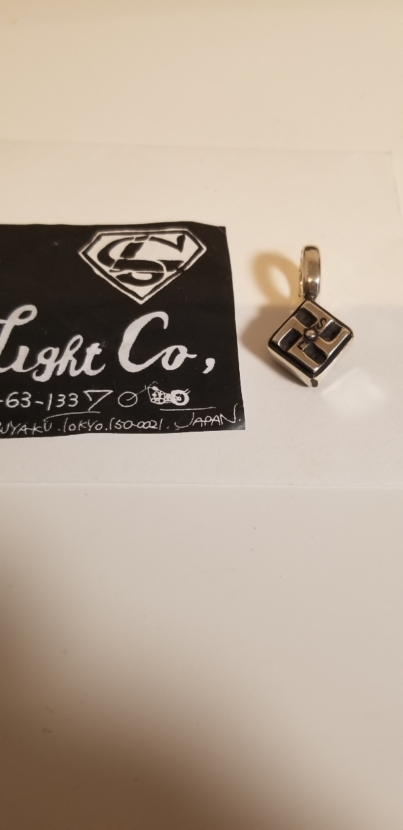 8UP | ストップライト STOP 卍コンチョトップ LIGHT light stop 入荷
