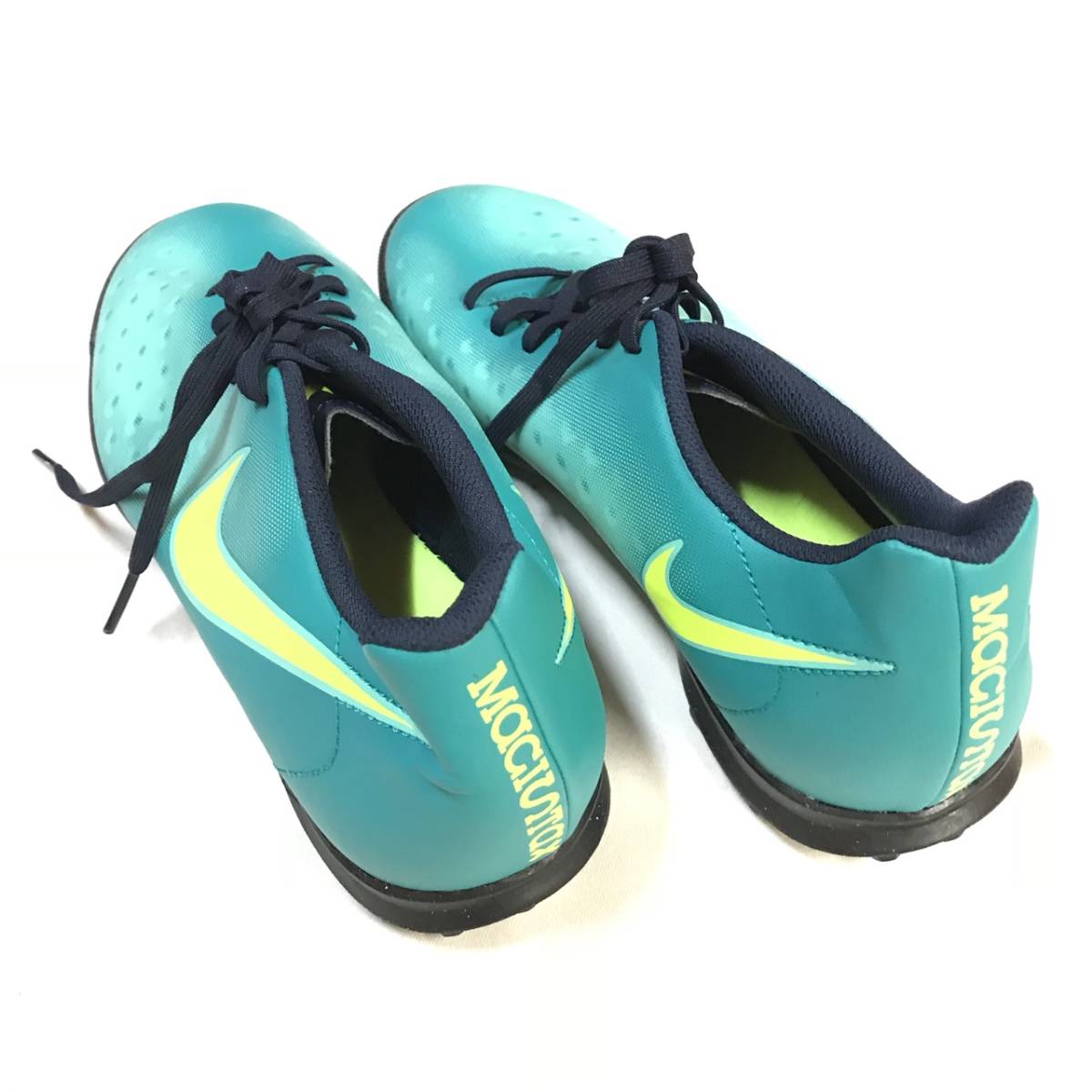 Nike ナイキ マジスタ X オラ Tf サッカートレーニングシューズ 緑黄 26 5cm ナイキ 売買されたオークション情報 Yahooの商品情報をアーカイブ公開 オークファン Aucfan Com