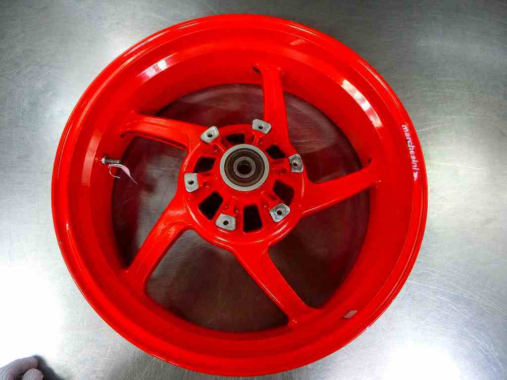 ドゥカティSS1000DS リアホイール、美品 17x5.50☆SS900， SS750