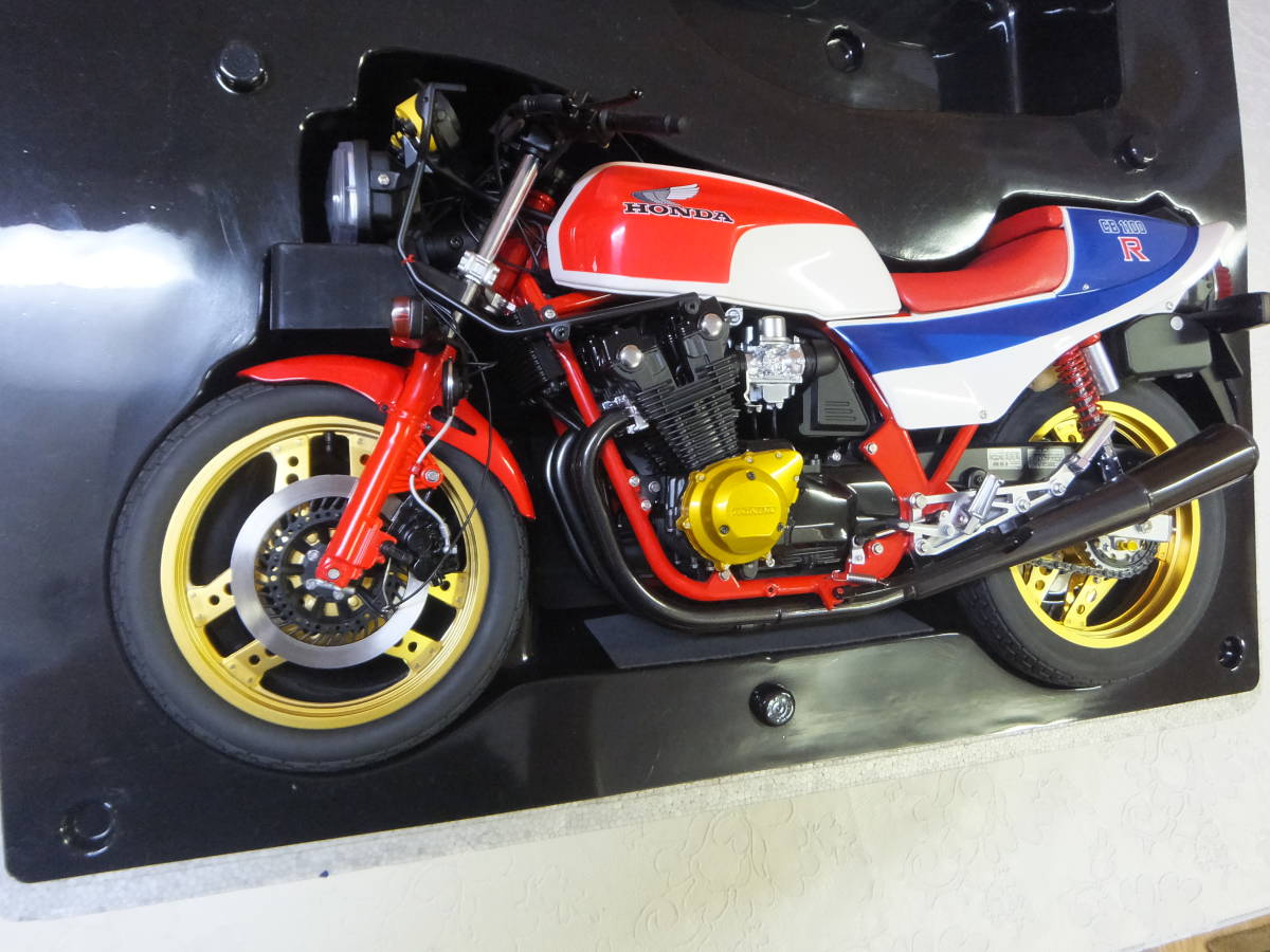 オートアート 1/6 HONDA CB1100R 完成品 未展示 AutoArt CB1100RD 1/6