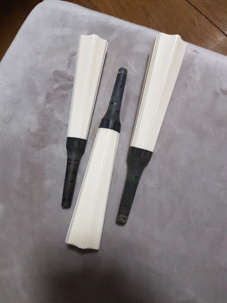 津軽三味線 太棹 黒檀ジョイントねり 宇柄面取り 中古 