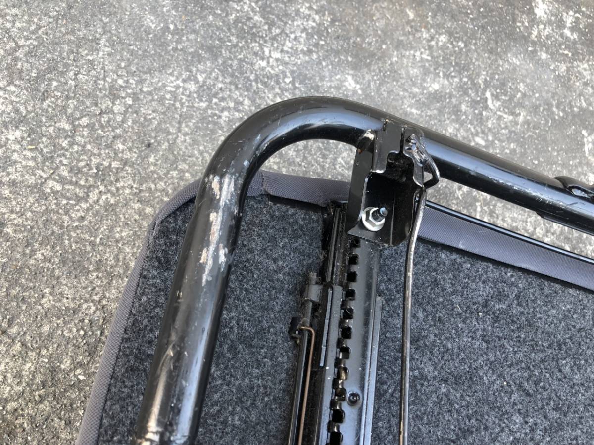 キャラバン E25 後期 純正 セカンドシート 良品