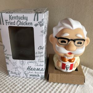 カーネルサンダースのYahoo!オークション(旧ヤフオク!)の相場・価格を