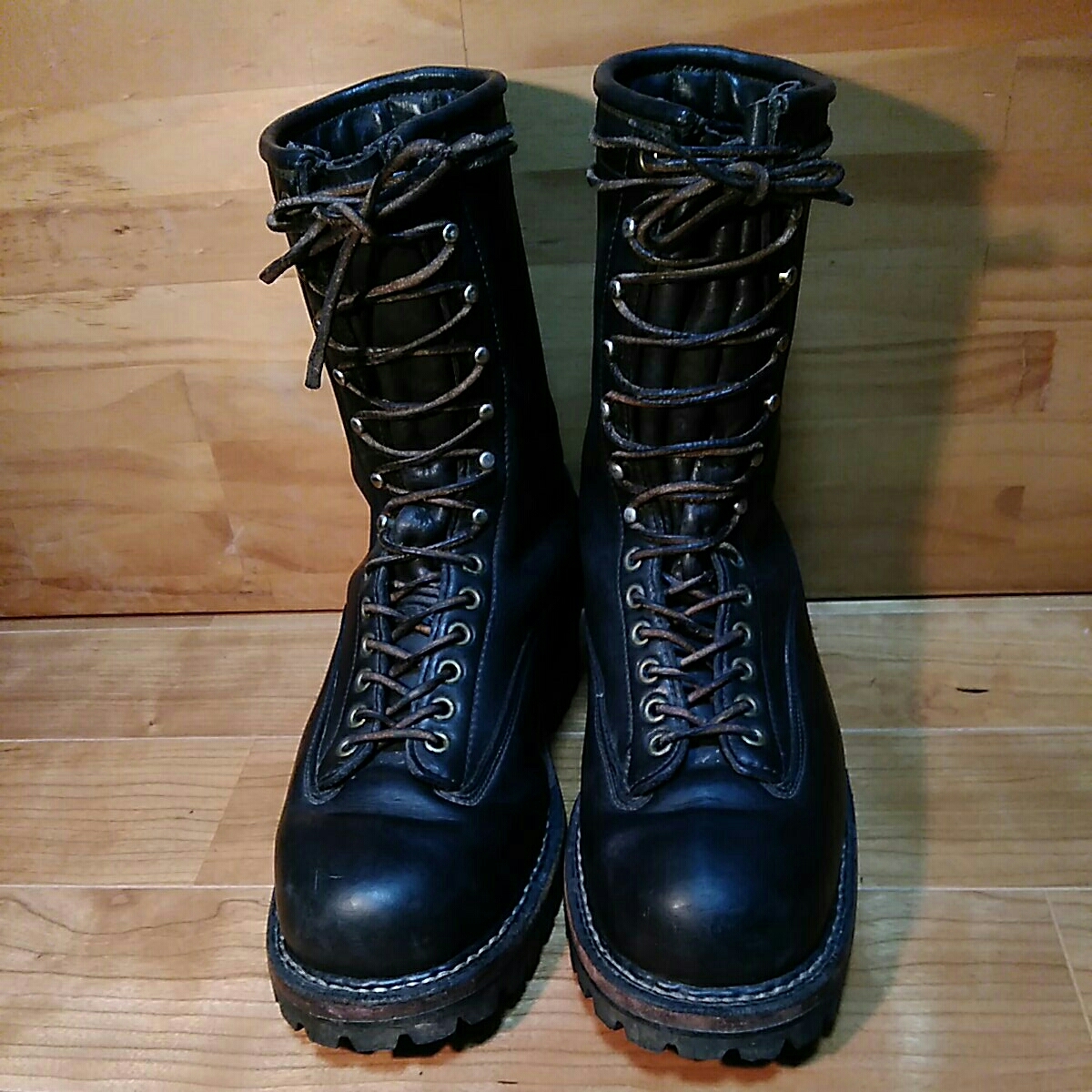 【最新作，お得】 2009年製 最高峰 米国製 ホワイツブーツ WHITE BOOT スモークジャンパー US8E レザーライニング バイカー アメカジ ブラック 黒 ロカビリー(ホワイツブーツ)｜売買されたオークション情報、yahooの ホワイツブーツ