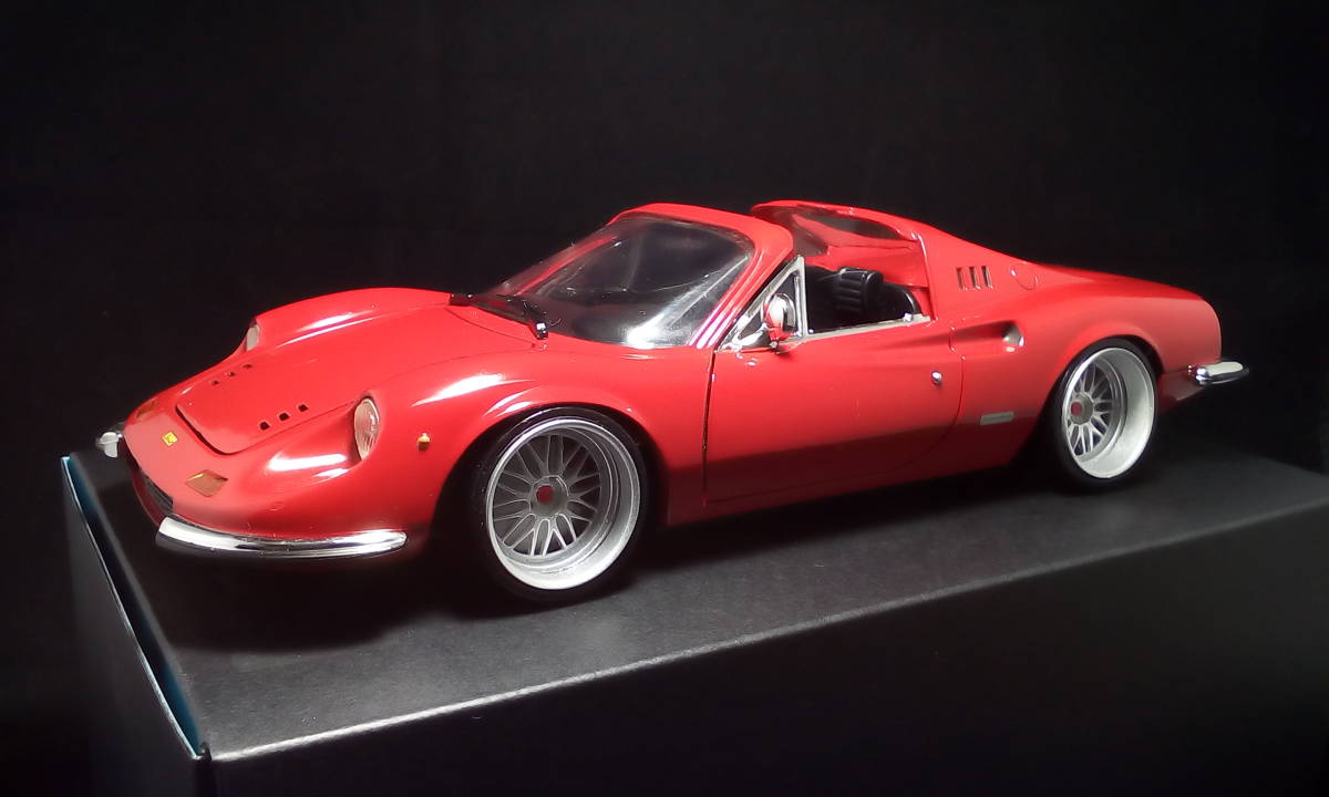 【1円～・稀少・カスタム・1/18ホット ウィール フェラーリ ディーノ246 GTS オープントップ・レッド】