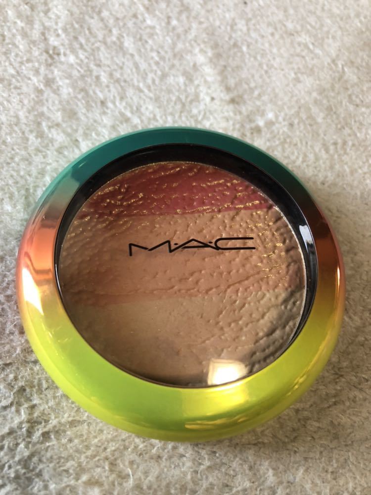 MACマック ハイライトパウダー_1