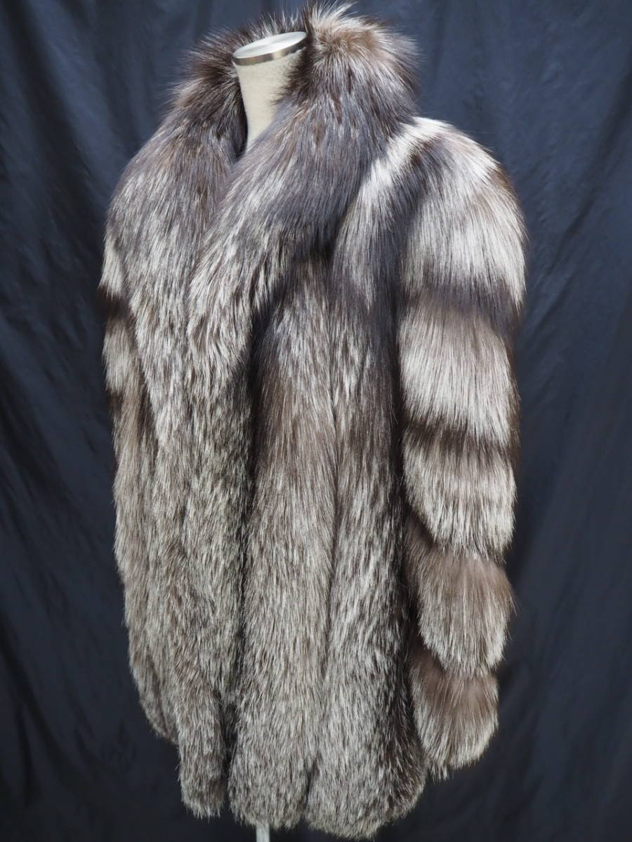 シルバーフォックス　セミロング　コート □シルバーフォックス□セミロングコート□着丈82cm□OSFUR□襟BIG