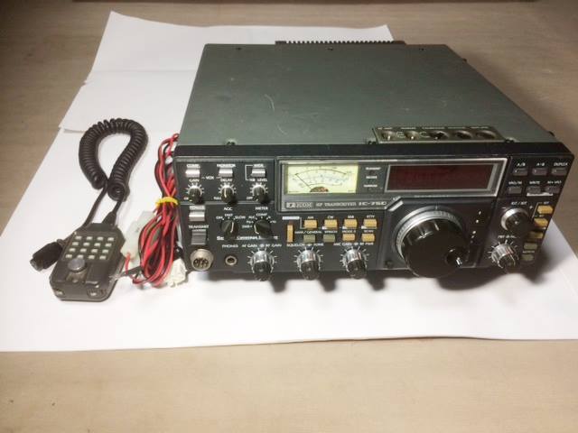 ICOM IC-750 HF アイコム TRANSCEIVER トランシーバー 無線機