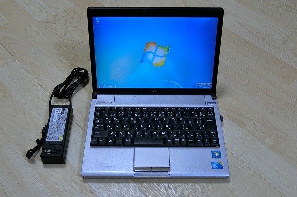 11.6型コンパクトモバイル/Windows10 FallCreators/Core i3/Wi-Fi/HDMI