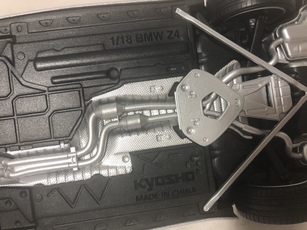 1/18 京商 Z4（E85）シルバー ディーラー購入品 1/18 京商 Z4（E85