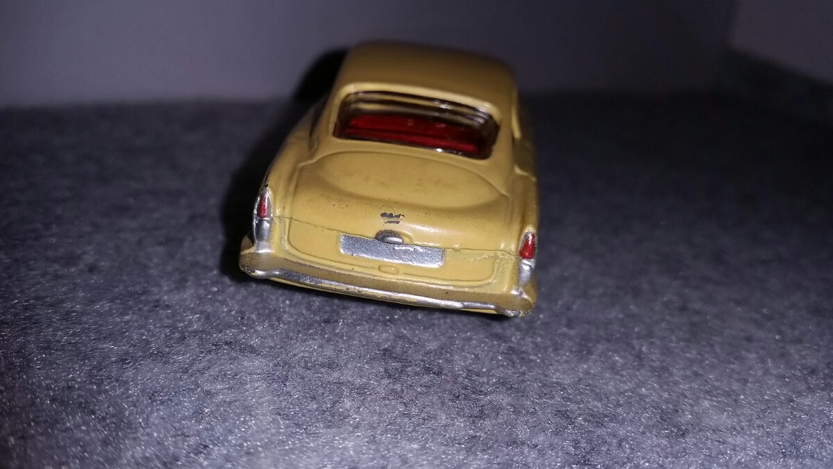 60～70年代 ミニカー コーギー アストンマーチン DB4 当時物 CORGI TOYS イギリス製 コーギー DB5 | DBS 0 メルカリ