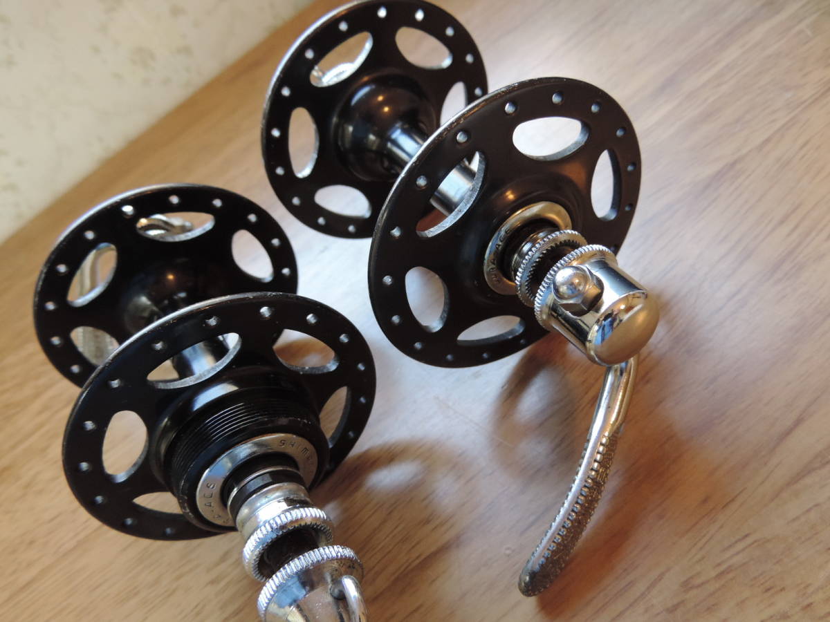 【得価，お買い得】 ＤＵＲＡ－ＡＣＥ ラージハブ デュラエース 逸品 ブラック 稀少 Campagnolo(ビンテージパーツ)｜売買されたオークション情報、yahooの商品情報をアーカイブ公開 - オークファン ビンテージパーツ
