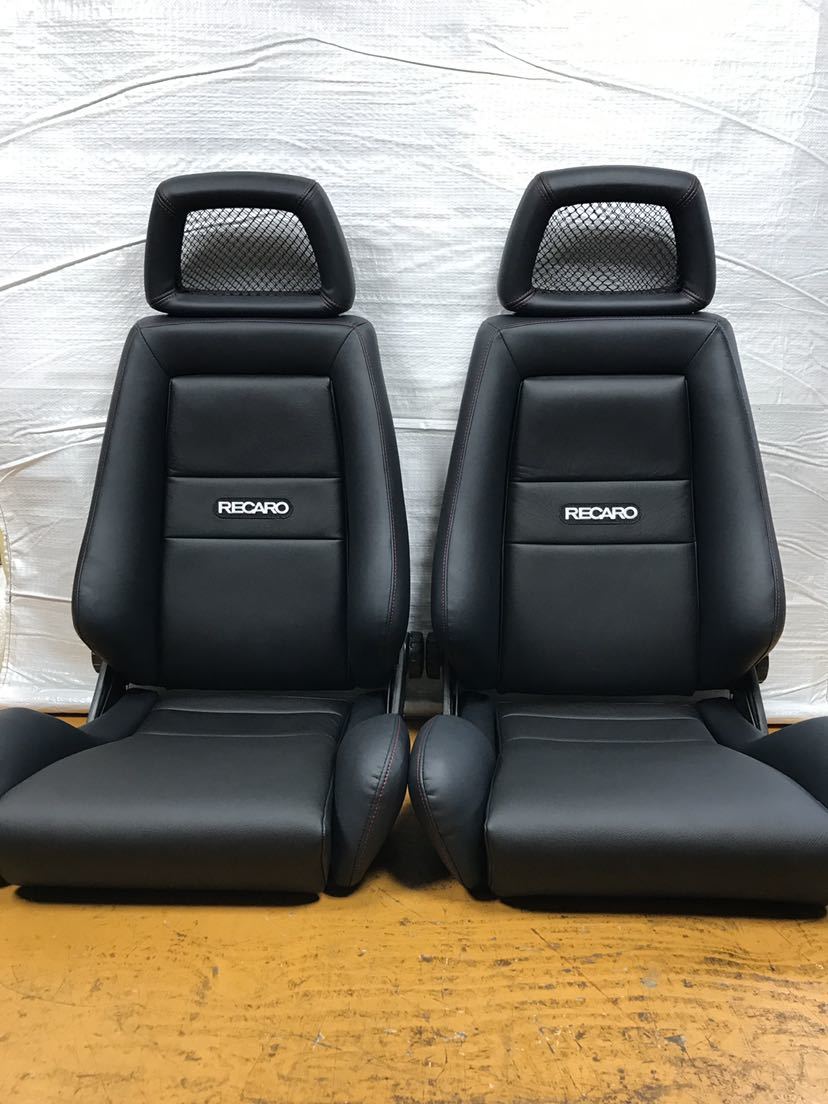  30.31. レカロ RECARO LX-M 2脚セット 黒本革張り替え 張替え 張替 赤 レッドシングルステッチ 両側ダイヤル .(本体)｜売買されたオークション情報、yahooの商品情報をアーカイブ公開 - オークファ 本体
