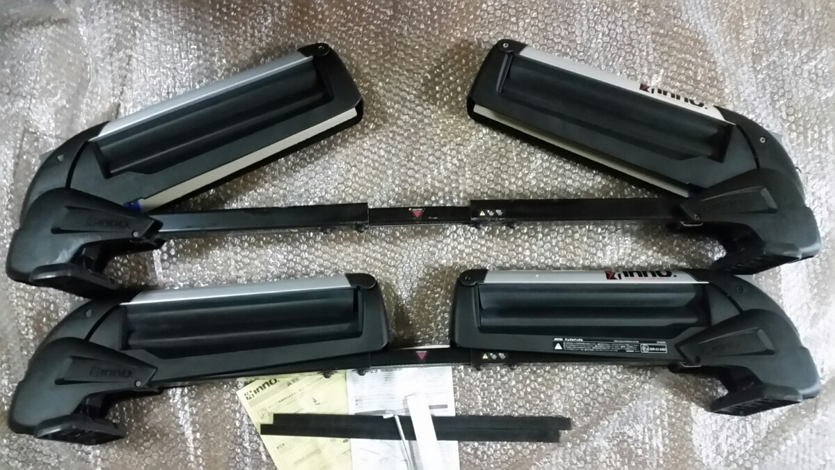 INNO 現行 デュアルアングル UK729 スノボキャリア プリウス ノア 
