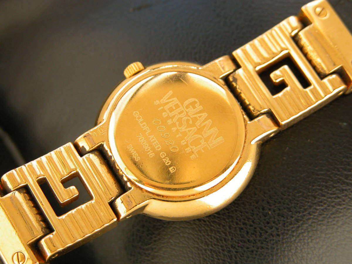 即決 本物 GIANNI VERSACE ヴェルサーチ メデューサ レディース 【公式