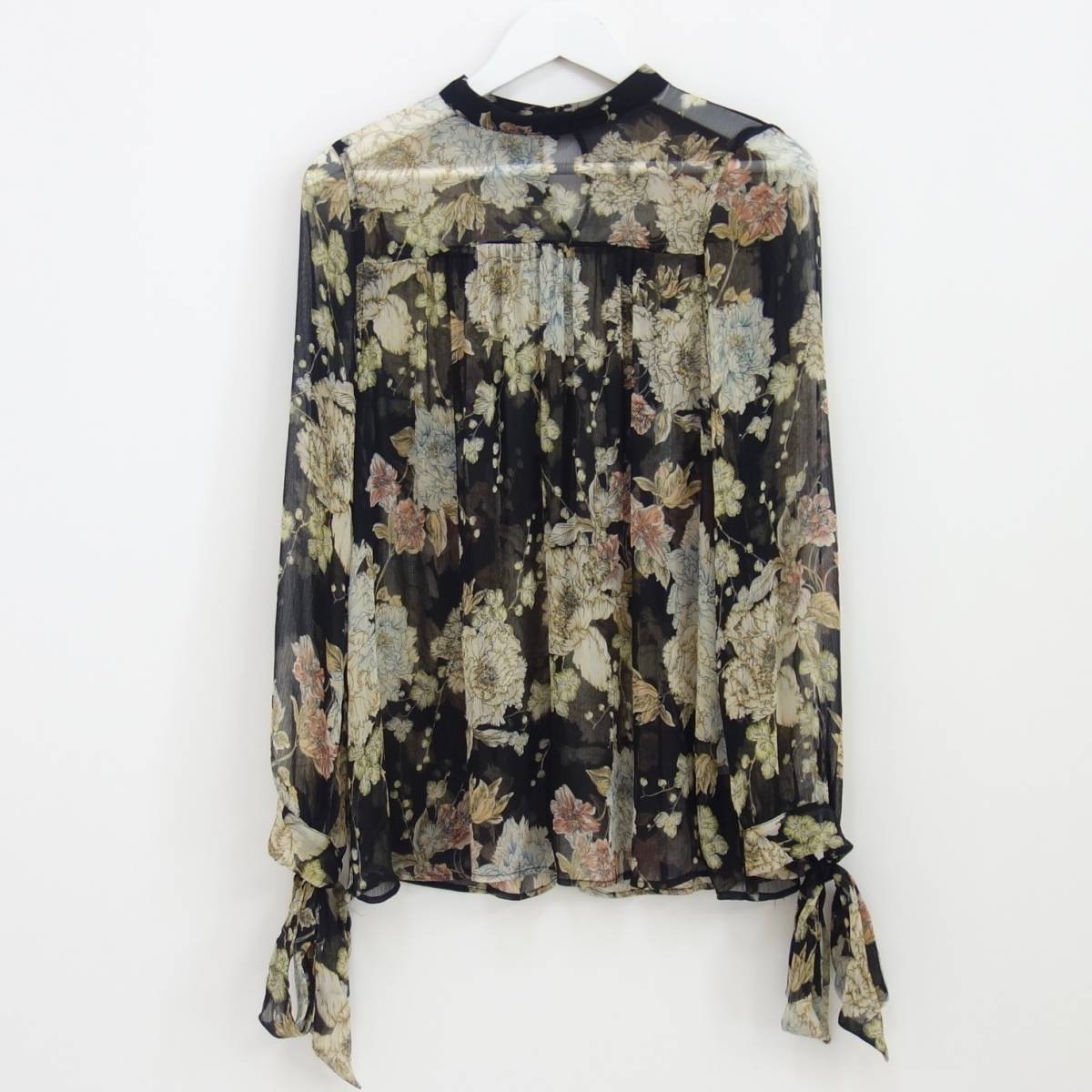 トップス Ameri 2WAY SMOKE FLOWER SHEER TOP Ameri（アメリ）の「2WAY 