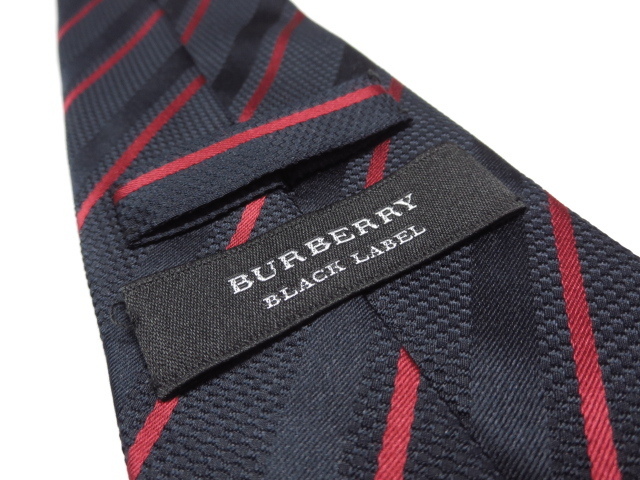 超美品 【BURBERRY BLACK LABEL バーバリーブラックレーベル】 刺繍 シルクネクタイ (メンズ) レジメン柄 ネイビー×レッド ◇MM4910◇ バーバリー LABEL BLACK メンズ バッグの通販 -