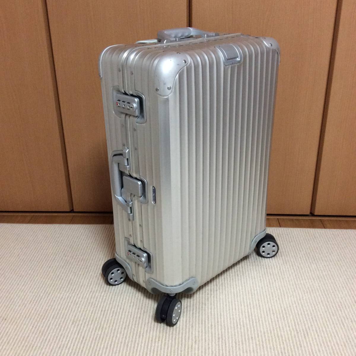 廃版希少☆リモワ トパーズ 63L 4輪 930.63 トパーズ RIMOWA リモワ